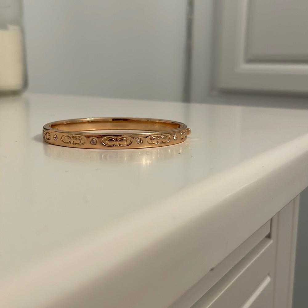 AUTHENTIC COACH rose gold bracelet